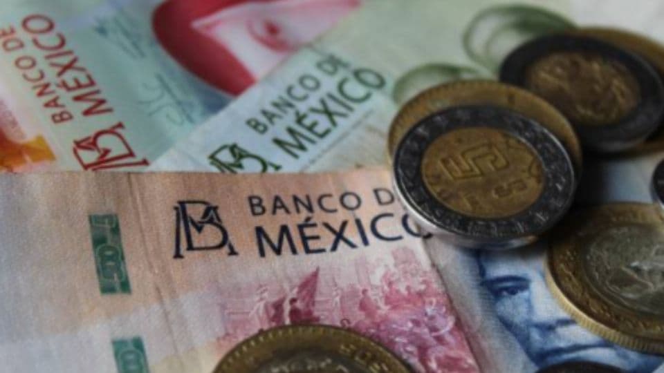 ADVIERTEN QUE ENDEUDAMIENTO ARRIESGARÁ LA CALIFICACIÓN CREDITICIA DE MÉXICO