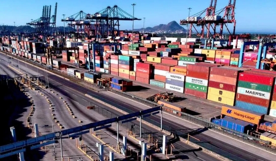 Repuntaron a doble dígito las exportaciones e importaciones mexicanas en abril
