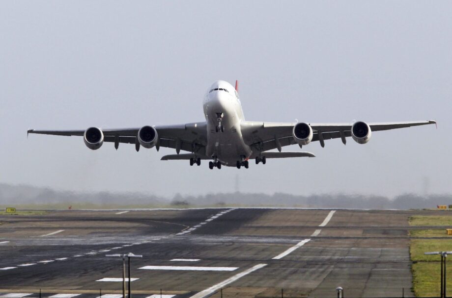 Identifica OACI problemas sin resolver en aviación mexicana