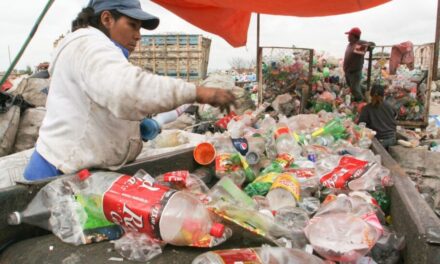 Promueven consumo responsable del plástico