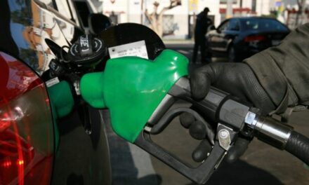 Son impuestos más del 40% del precio de la gasolina Magna