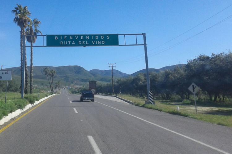 Urgen vialidades dignas en Valle de Guadalupe