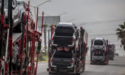 Preocupa a transportistas de carga retrasos en aduana mexicana