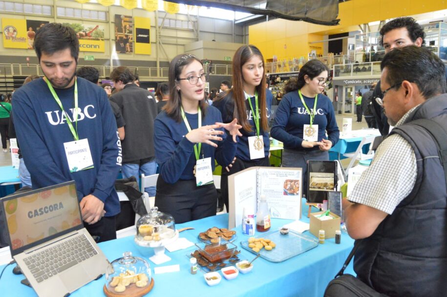 Reunió IX Feria Ambiental Académica iniciativas para medio ambiente de la región