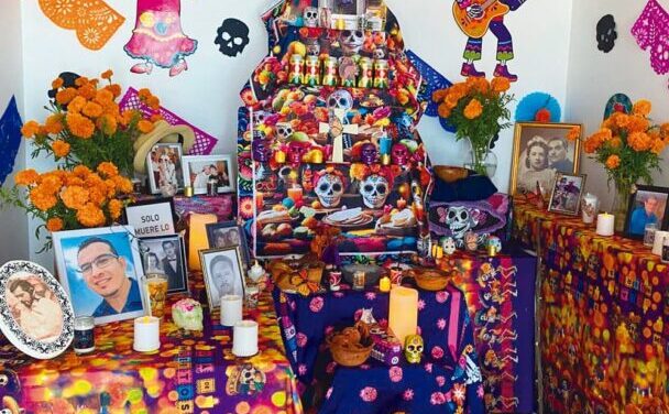 Celebró EXICORP con gran color y alegoría el Día de los Muertos