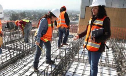 Promueve Mujeres a la Obra inclusión femenina en la industria de la construcción