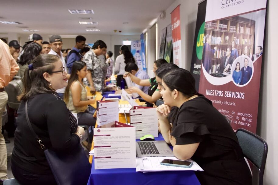 Prepara Canaco feria del empleo en Tijuana